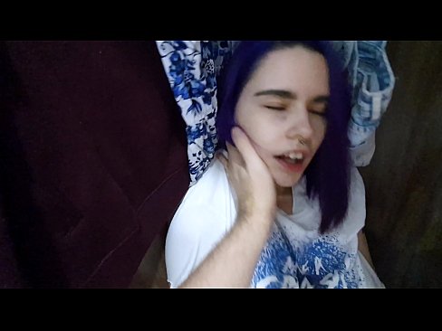 ❤️ Megtaláltam a nővéremet a szekrényben, és segítettem neki elélvezni. Pornó videó at hu.space-assistant.ru ️